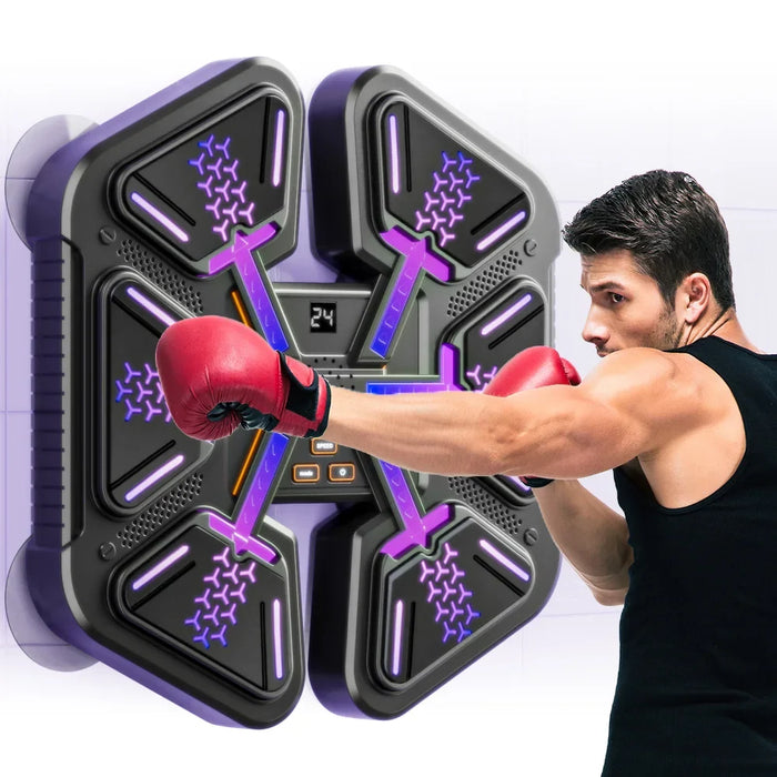 Allenatore intelligente di boxe con musica
